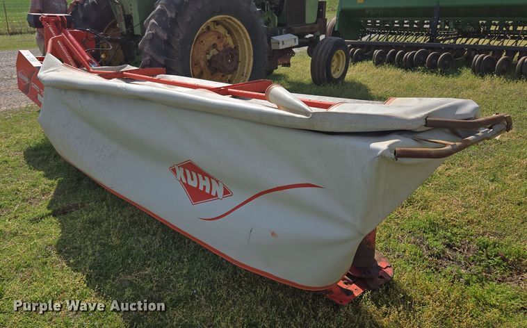 image for item EL5541 Kuhn GMD 700-GII HD disc mower