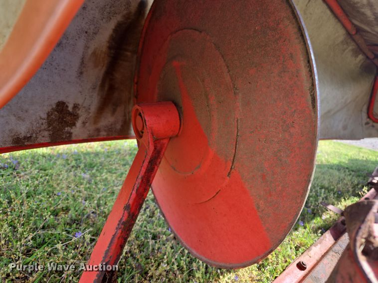 image for item EL5541 Kuhn GMD 700-GII HD disc mower