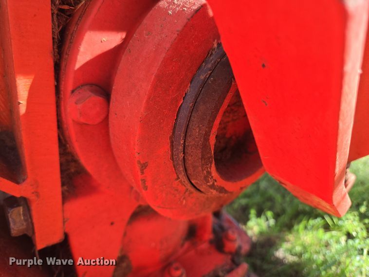 image for item EL5541 Kuhn GMD 700-GII HD disc mower