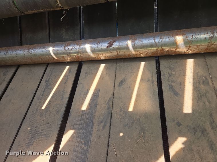 image for item EL5543 2012 John Deere 568-5X6 MegaWide Plus round baler