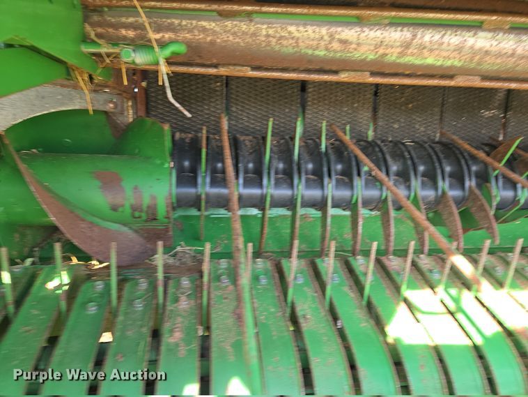 image for item EL5543 2012 John Deere 568-5X6 MegaWide Plus round baler