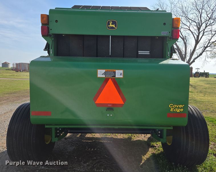 image for item EL5543 2012 John Deere 568-5X6 MegaWide Plus round baler