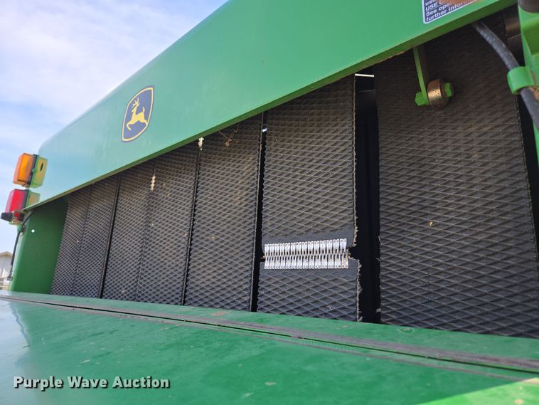 image for item EL5543 2012 John Deere 568-5X6 MegaWide Plus round baler