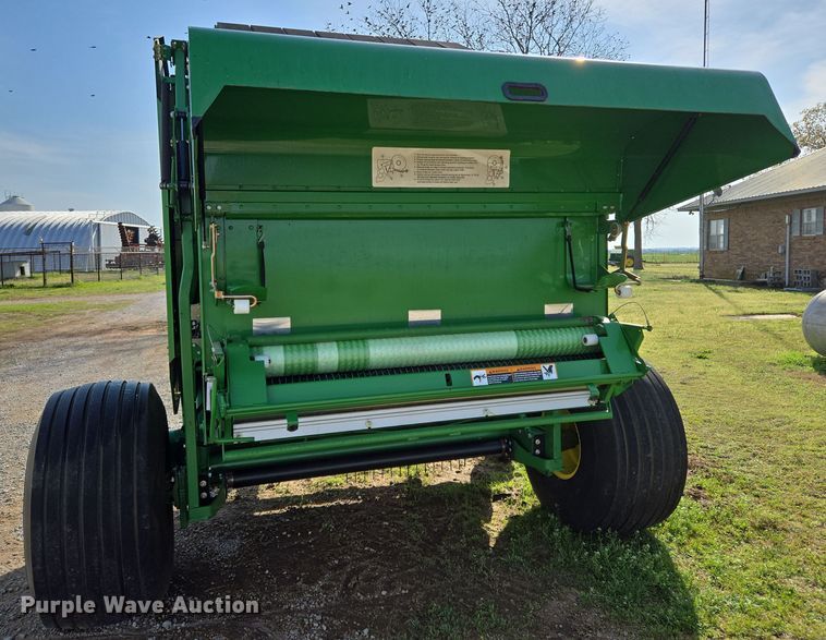 image for item EL5543 2012 John Deere 568-5X6 MegaWide Plus round baler