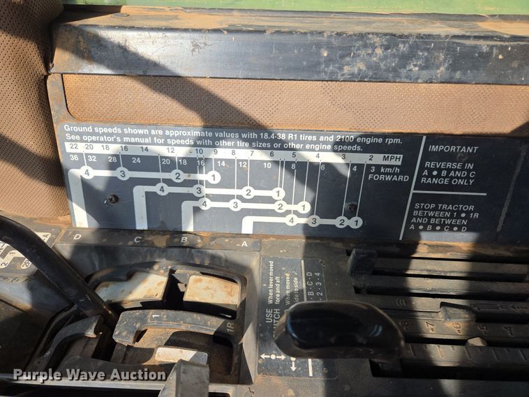 image for item EL5544 1982 John Deere 8650 4WD tractor