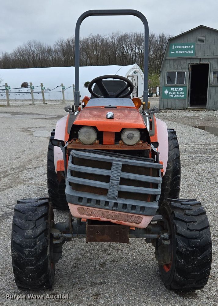 image for item EM6013 Kubota B2400 HFWD tractor