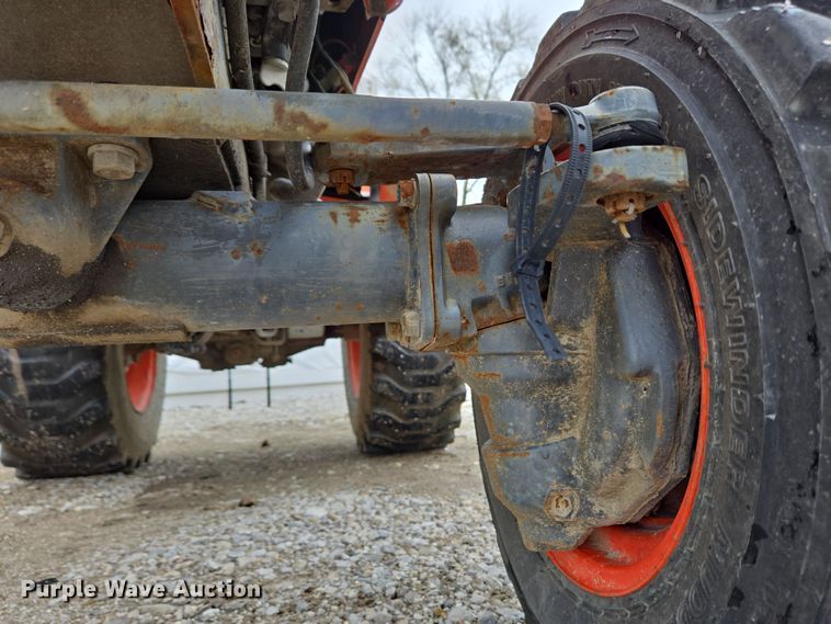 image for item EM6013 Kubota B2400 HFWD tractor