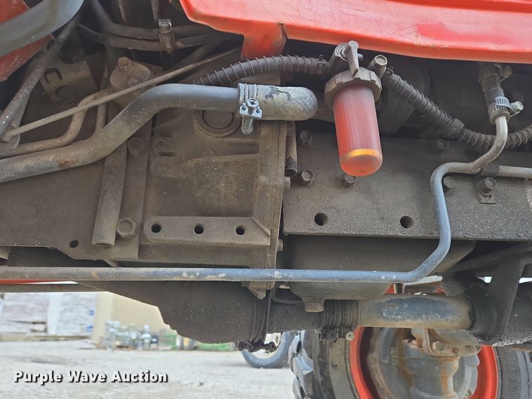 image for item EM6013 Kubota B2400 HFWD tractor