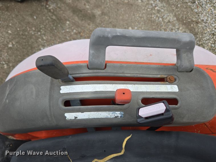 image for item EM6013 Kubota B2400 HFWD tractor