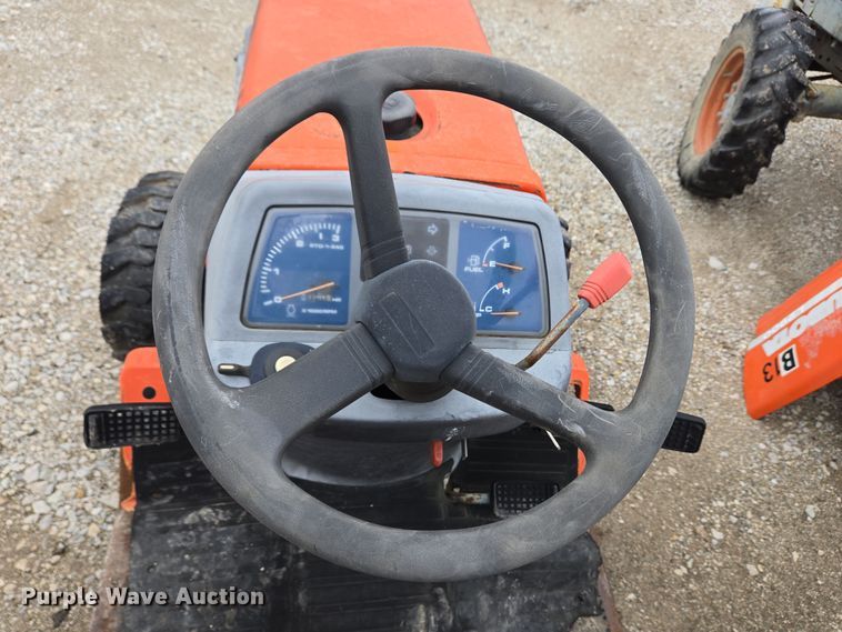 image for item EM6013 Kubota B2400 HFWD tractor