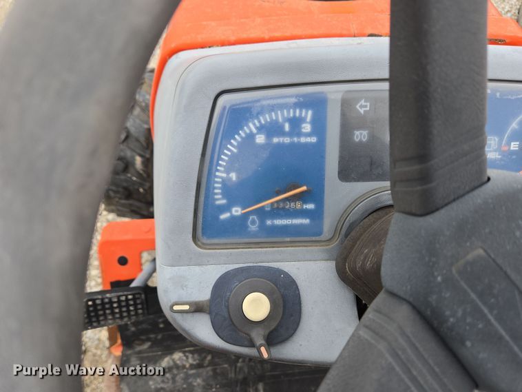 image for item EM6013 Kubota B2400 HFWD tractor