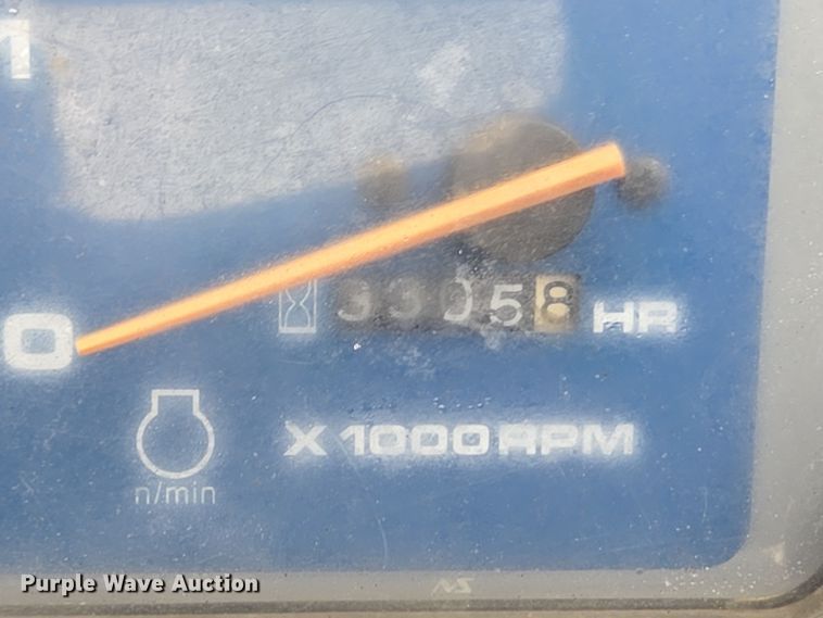 image for item EM6013 Kubota B2400 HFWD tractor