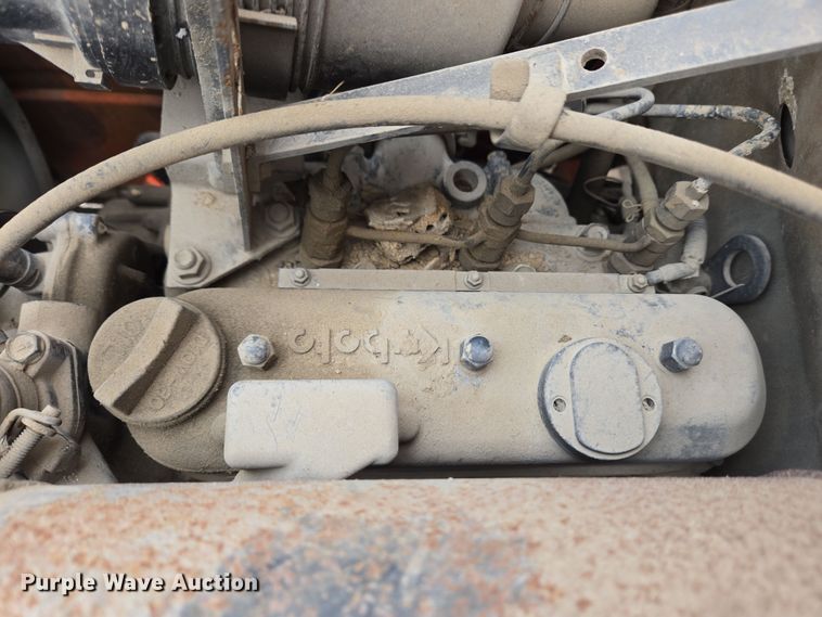 image for item EM6013 Kubota B2400 HFWD tractor