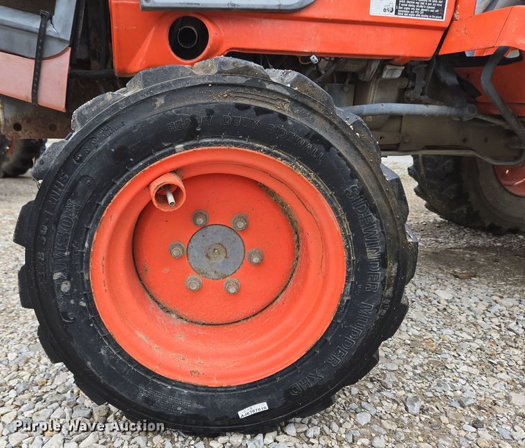 image for item EM6013 Kubota B2400 HFWD tractor