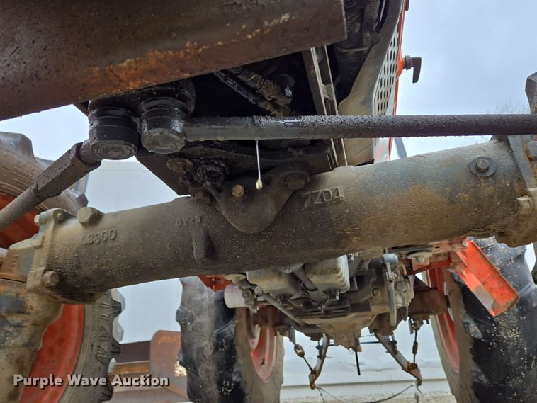 image for item EM6014 Kubota L2900 HFWD tractor