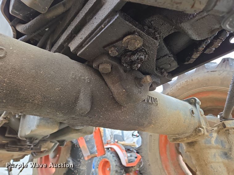 image for item EM6014 Kubota L2900 HFWD tractor