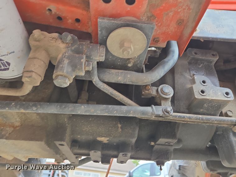 image for item EM6014 Kubota L2900 HFWD tractor