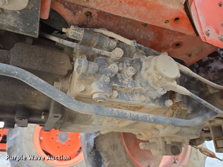 image for item EM6014 Kubota L2900 HFWD tractor