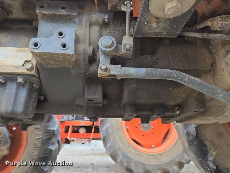 image for item EM6014 Kubota L2900 HFWD tractor