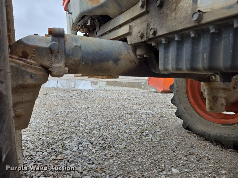 image for item EM6014 Kubota L2900 HFWD tractor