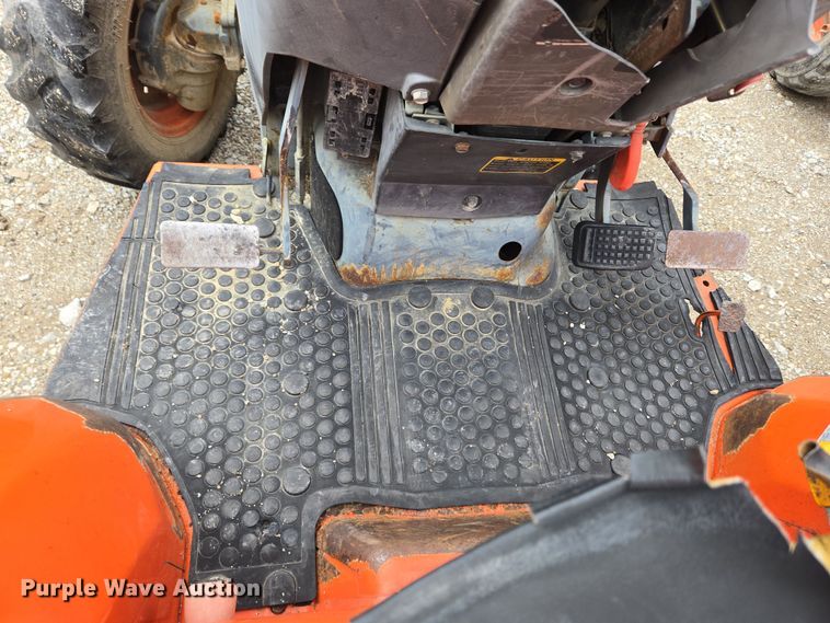 image for item EM6014 Kubota L2900 HFWD tractor