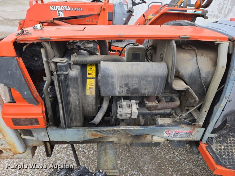 image for item EM6014 Kubota L2900 HFWD tractor