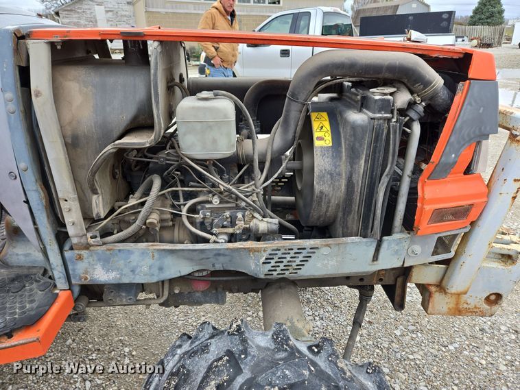 image for item EM6014 Kubota L2900 HFWD tractor