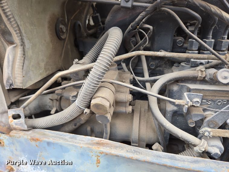 image for item EM6014 Kubota L2900 HFWD tractor