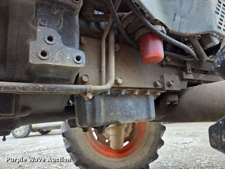 image for item EM6014 Kubota L2900 HFWD tractor