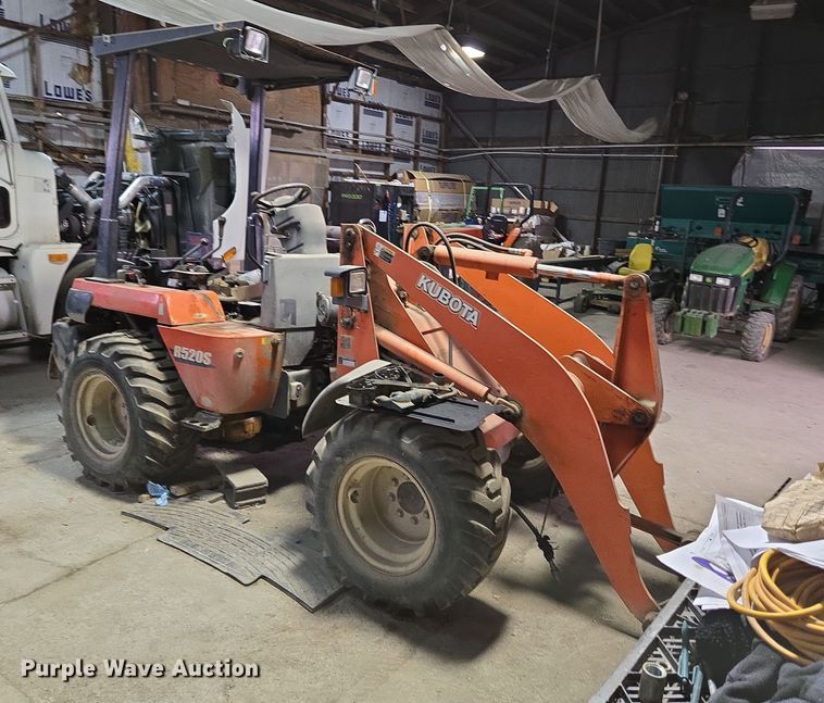 image for item EM6015 2014 Kubota R520S wheel loader