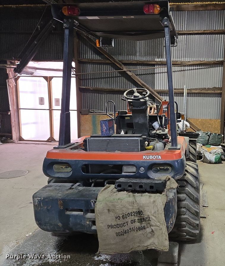 image for item EM6015 2014 Kubota R520S wheel loader