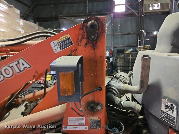 image for item EM6015 2014 Kubota R520S wheel loader