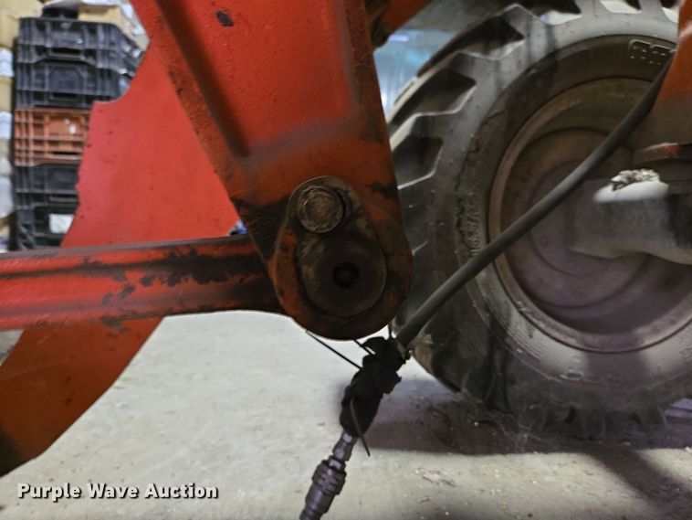 image for item EM6015 2014 Kubota R520S wheel loader