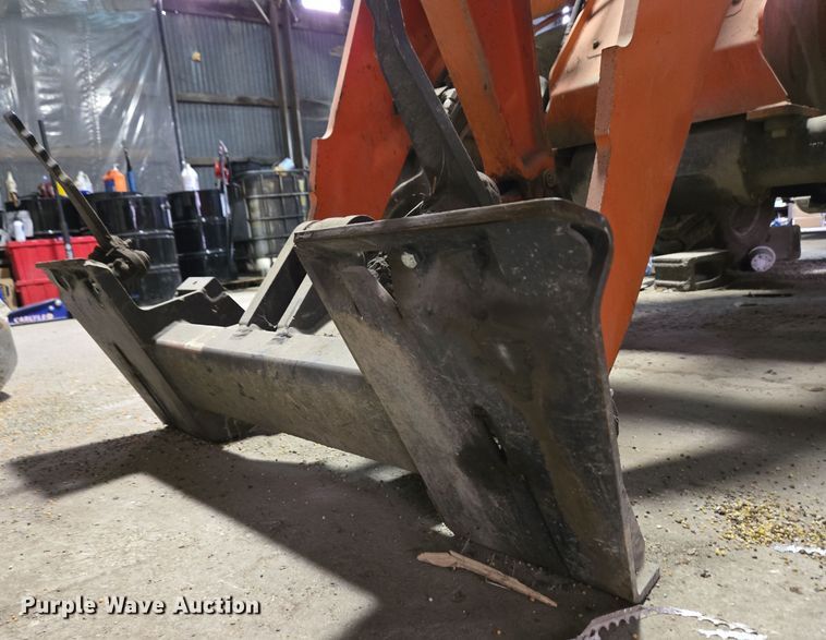 image for item EM6015 2014 Kubota R520S wheel loader