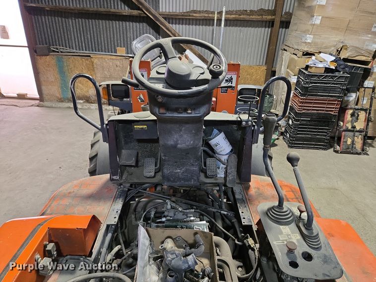 image for item EM6015 2014 Kubota R520S wheel loader