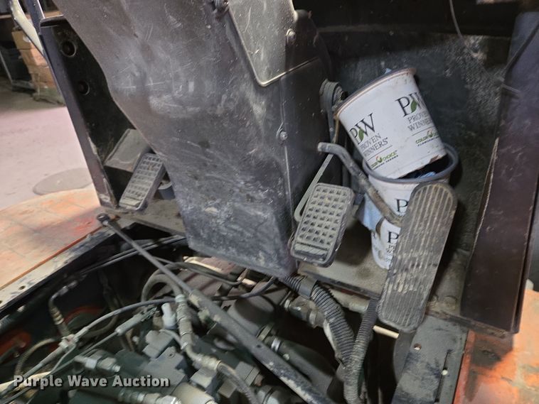 image for item EM6015 2014 Kubota R520S wheel loader