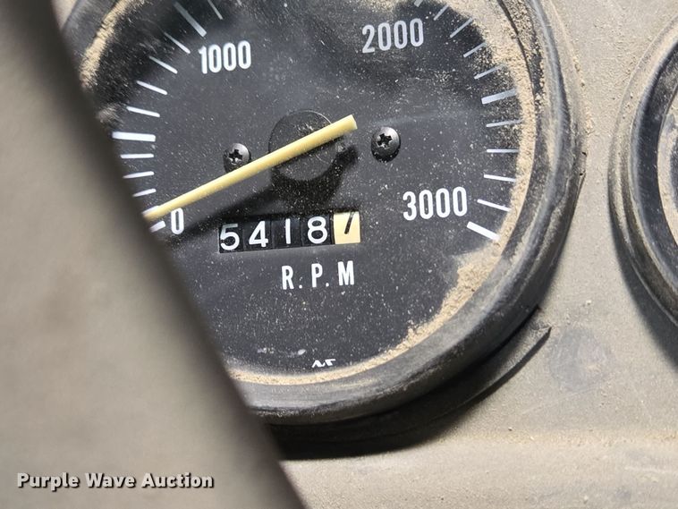 image for item EM6015 2014 Kubota R520S wheel loader