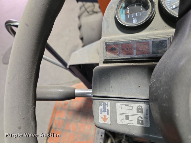 image for item EM6015 2014 Kubota R520S wheel loader