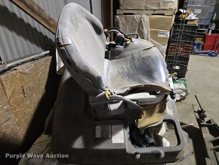 image for item EM6015 2014 Kubota R520S wheel loader