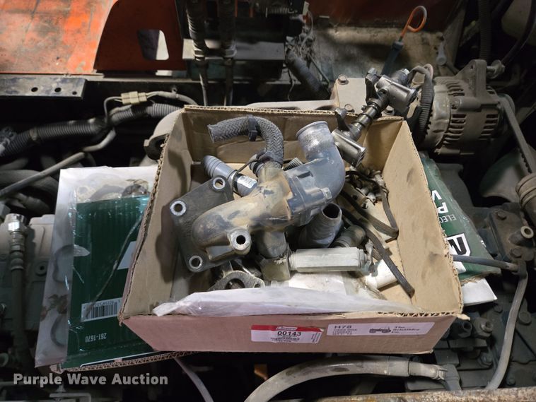 image for item EM6015 2014 Kubota R520S wheel loader