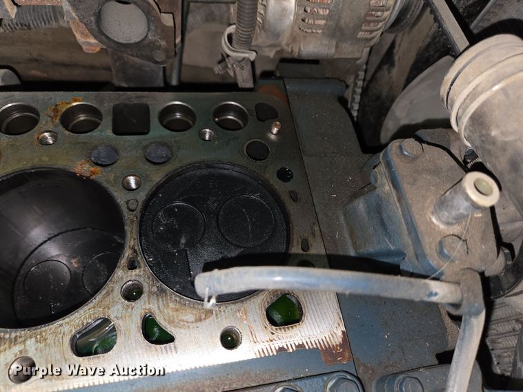 image for item EM6015 2014 Kubota R520S wheel loader