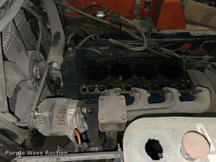 image for item EM6015 2014 Kubota R520S wheel loader