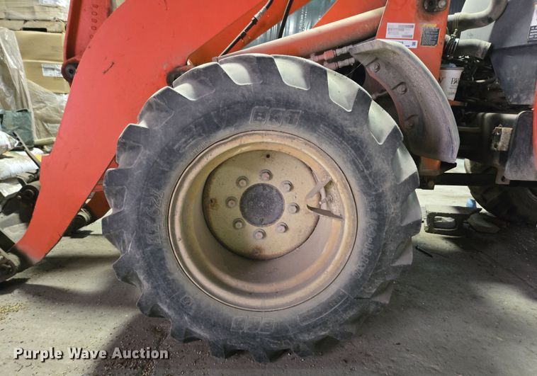 image for item EM6015 2014 Kubota R520S wheel loader