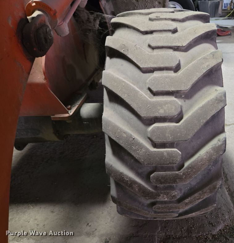 image for item EM6015 2014 Kubota R520S wheel loader