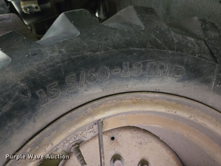 image for item EM6015 2014 Kubota R520S wheel loader