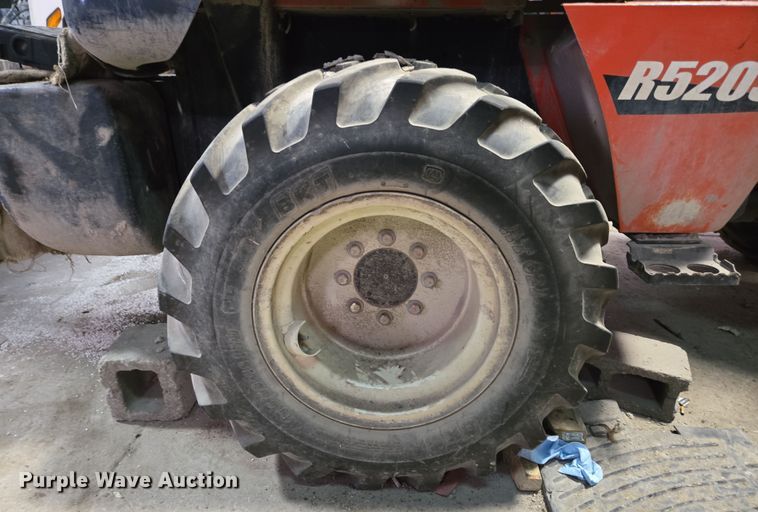 image for item EM6015 2014 Kubota R520S wheel loader