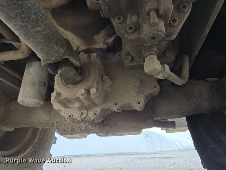 image for item EM6016 2003 Kubota R420 wheel loader