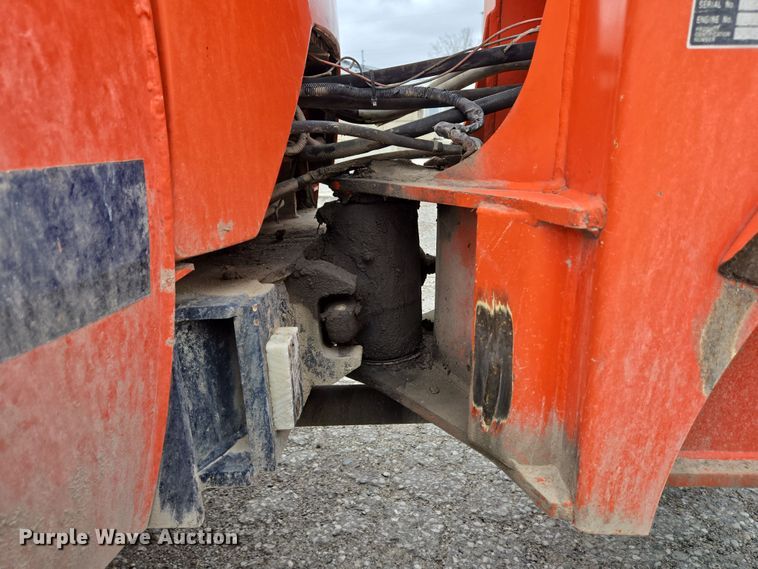 image for item EM6016 2003 Kubota R420 wheel loader