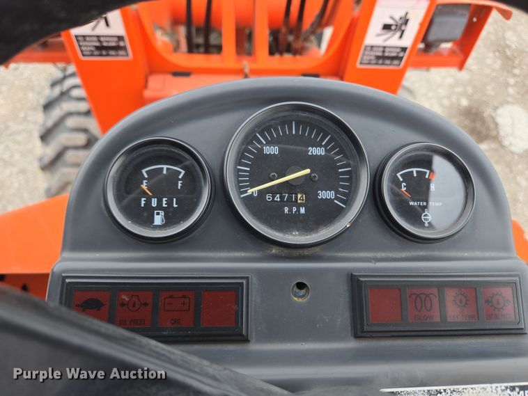 image for item EM6016 2003 Kubota R420 wheel loader