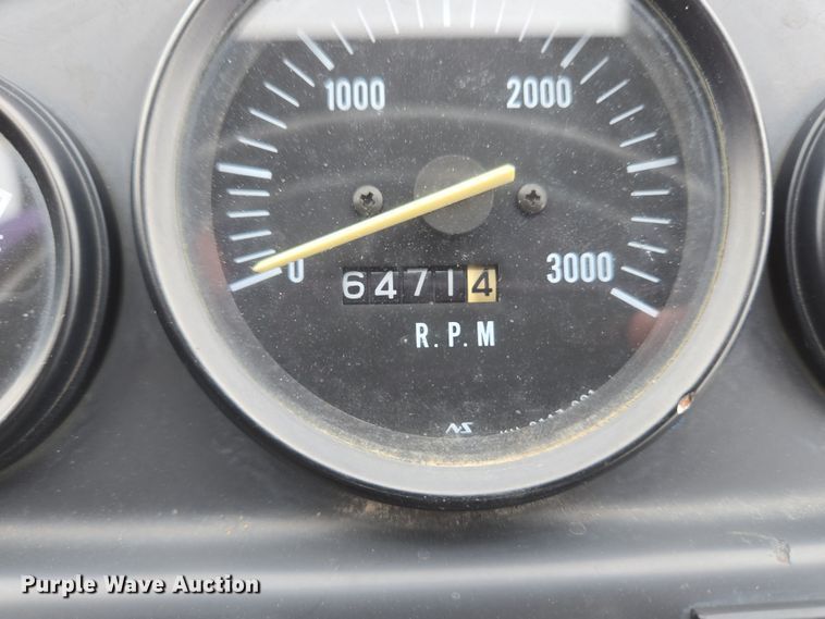 image for item EM6016 2003 Kubota R420 wheel loader